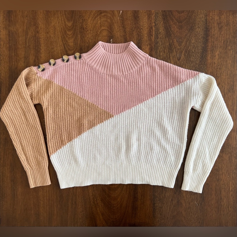 Colorblock cropped knit sweater